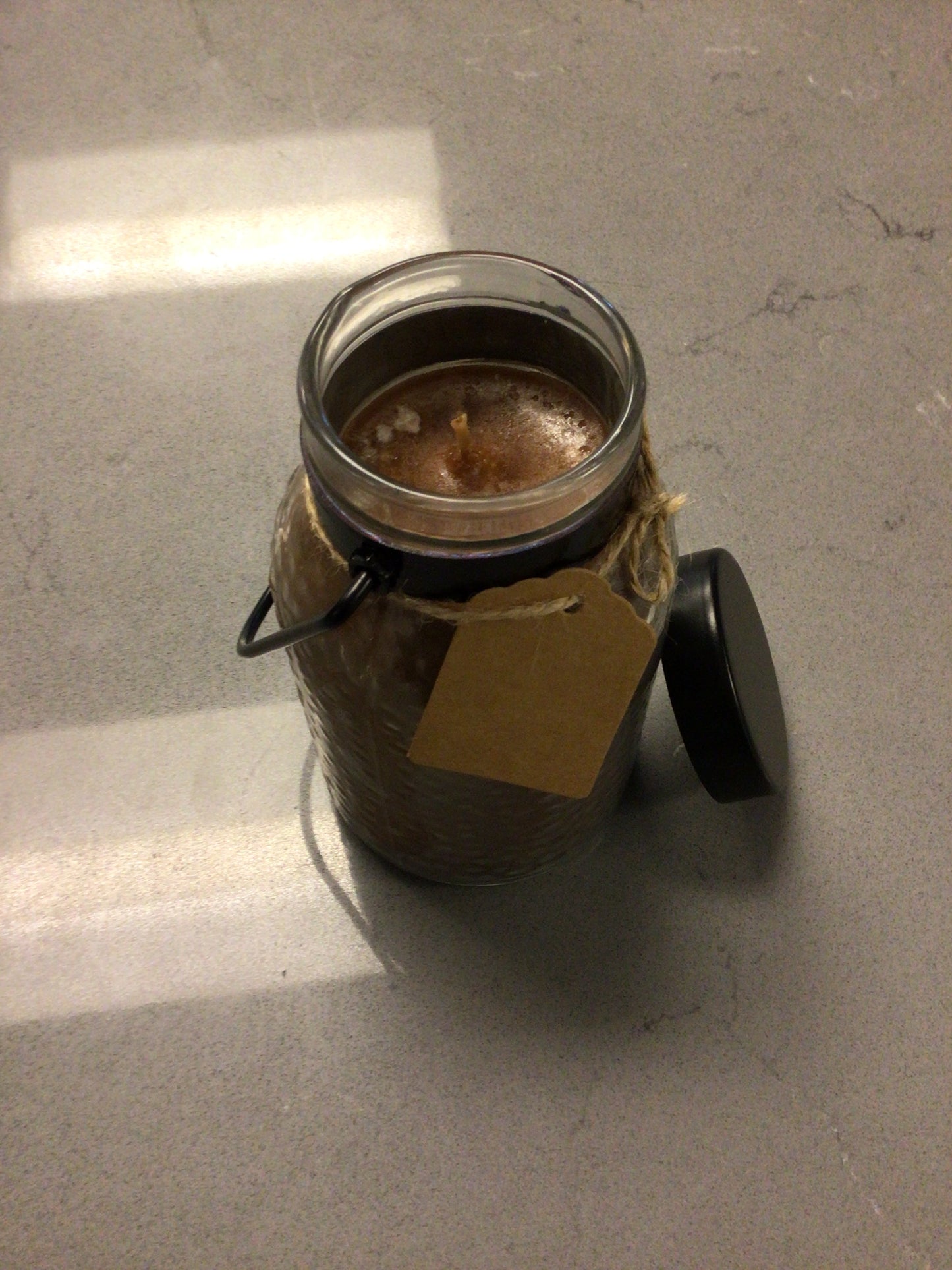 Praline Caramel Candle 160z