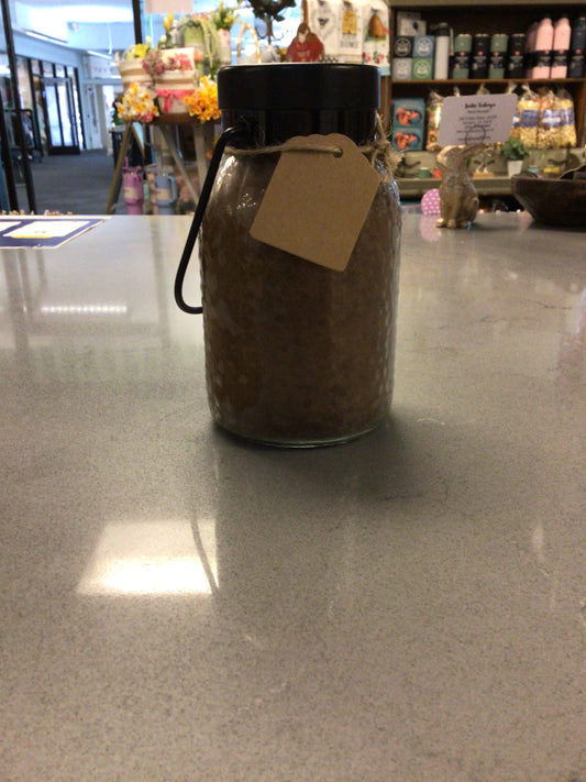 Praline Caramel Candle 160z